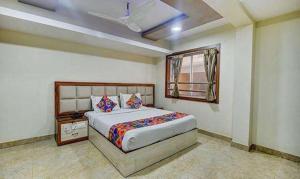 Fabhotel Chennai Palace - Nr Chennai Beach Railway Station