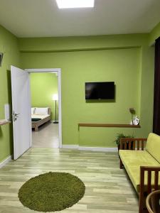 Green Apartment