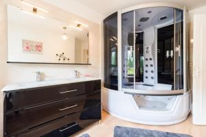 Gîte de Kerduraison - Maison avec grand jardin