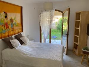 B&B / Chambres d'hotes Bed & Breakfast Les LILLAS : photos des chambres