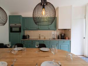 Holiday Home in Zelhem with Hot Tub & Forest