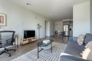 Mountain View 1br w spa lounge wd nr shops SFO-1415