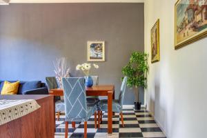 JOIVY Stylish flat in Porta Genova