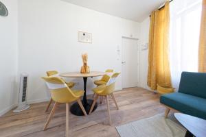 Appartements Le CosyCatala - 3 personnes - bureau & wifi : photos des chambres