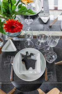 Arctic Wooden City Suite I