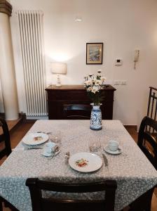 Via Zagarelli alle Mura 80