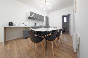 Appartements Le PERPInB - 6 personnes - Bureau & wifi : photos des chambres