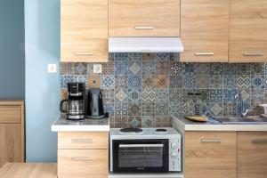 Private Voula Beach Suite