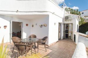 Tetuan 31 Oasis Properties