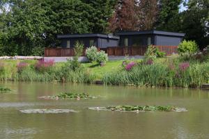 Shearsby Valley Lakes Accommodation