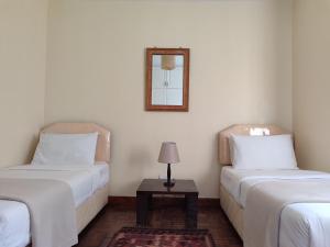 Lantana Gardens B2 & B8 Apartment