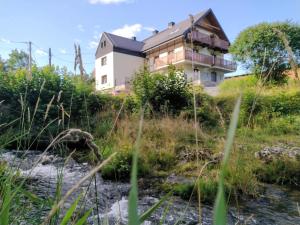 nowy Klimatyczny apartament z balkonem - Willa Sowia