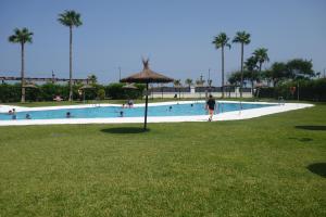 Beachfront 3 Bed Apt San Luis De Sabinillas