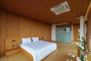 Krajokkaew mouthten khao yai