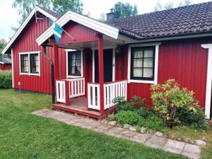 Holiday house in Grythem, Orebro, within walking distance to lake