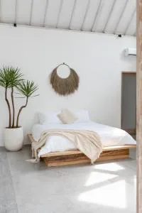 Villa Oeste Modern Tropical 2BDR Villa Canggu - Munggu