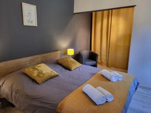 Maisons de vacances Le champ neuf : photos des chambres