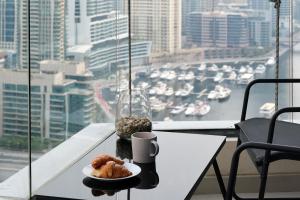 Stunning Marina View 1 bedroom