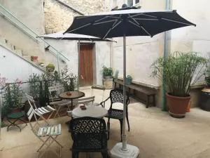 Au Terminus 15 Personnes - 奥特维莱尔