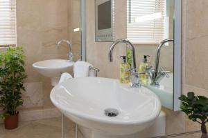 Luxury City Center Penthouse - Best Location