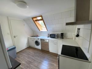 Zentrale und ruhige Wohnung mit 2 Schlafzimmern in der Nähe des FEK