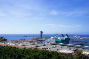 Luminoso ático con vistas al mar