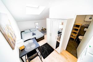 Appartements Studio Californie-cosy 2 pers renove-Oullins : photos des chambres