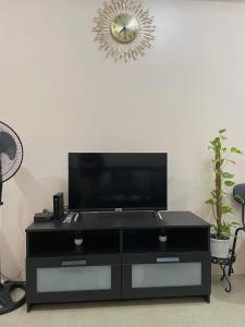 studio condo building 81 newport boulevard