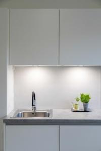 Bright and Modern apartments in City Center