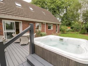Woodlands Retreat