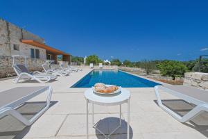 Villa Antares con Piscina