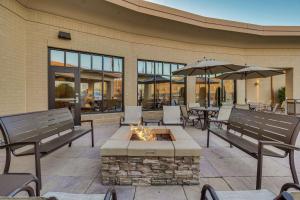 Hilton Garden Inn Milwaukee Airport