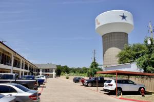 Executive Inn of Arlington, Near AT&T Stadium - 2hvězdičkové hotely ve městě Arlington