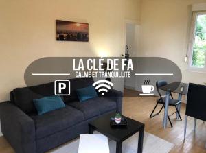 Appartements La cle de FA - Fibre Wifi - Parking - Calme et tranquilite : Appartement - Rez-de-Chaussée