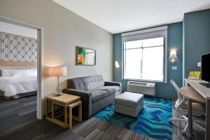 King Suite - Mobility Access/Non-Smoking room in Home2 Suites By Hilton Perrysburg Toledo