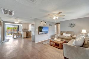 Southland Breezy Dreams - 10 Minutes to beach