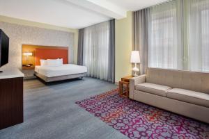 King Studio - Mobility and Hearing Access/Non-Smoking room in Home2 Suites by Hilton San Antonio Downtown