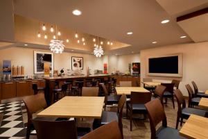 Hampton Inn ManhattanDowntown- Financial District