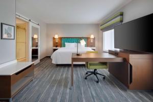 King Studio Suite - Non Smoking room in Hampton Inn & Suites Richmond Short Pump Va