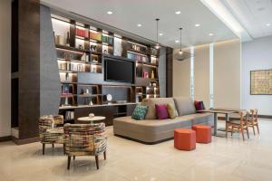 Home2 Suites By Hilton Denver Downtown Convention Center