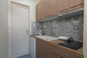 Litos Apartments