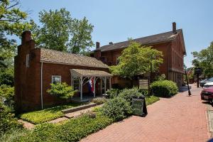 Country Squire inn and suites