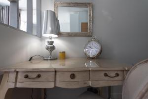 Appartements Le Petit Prince- Studio cosy 2 pers -metro Valmy : photos des chambres