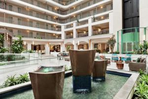 Embassy Suites by Hilton Santa Ana Orange County Airport