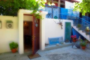 Aiolis Rooms Nisos-Samothraki Greece