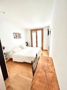 Pensión Sarasate - Pamplona