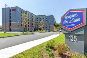 Hampton Inn & Suites Boston/Waltham - كونكورد