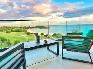 Mullet Bay Suites