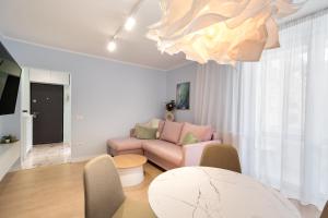 Candy Land Downtown Apartment