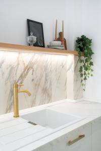 Candy Land Downtown Apartment